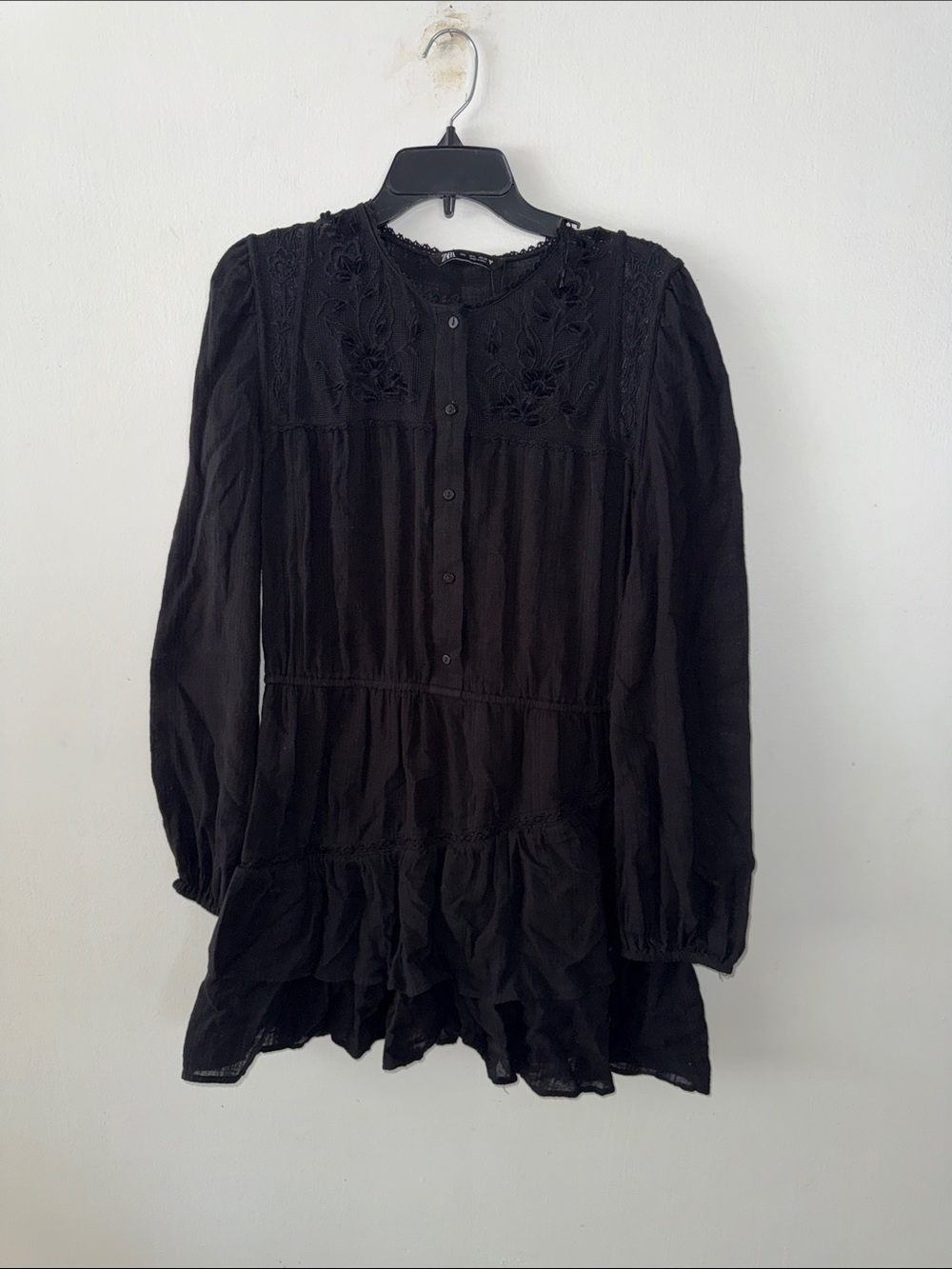 Zara‎ NWOT Black Embroidered Lace Long Sleeve Tiered Drop Waist Mini Dress